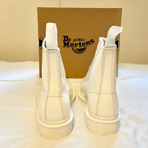 Doc Martens 1460 Mono White Smooth Unisex Combat Boots #14357100 New in Box - Picture 4 of 12